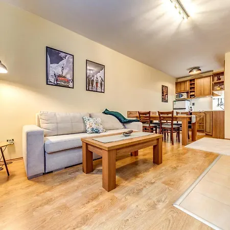 Ember 1br - Mountain Complex By Flat Mаnager Apartman Szmoljan
