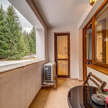 Ember 1br - Mountain Complex By Flat Mаnager Apartman Szmoljan